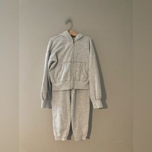 27 ADD ON cozy gray abercrombie kids sweatsuit for girls comfy zip up sweater‎
